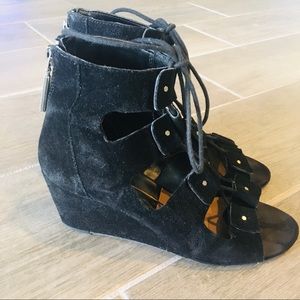 Dolce vita strappy black heel shoes size 6